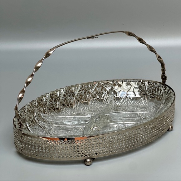 Vintage Rare Queen Anne Display Dish Silver Plate & Pressed Glass Tray - Picture 1 of 15